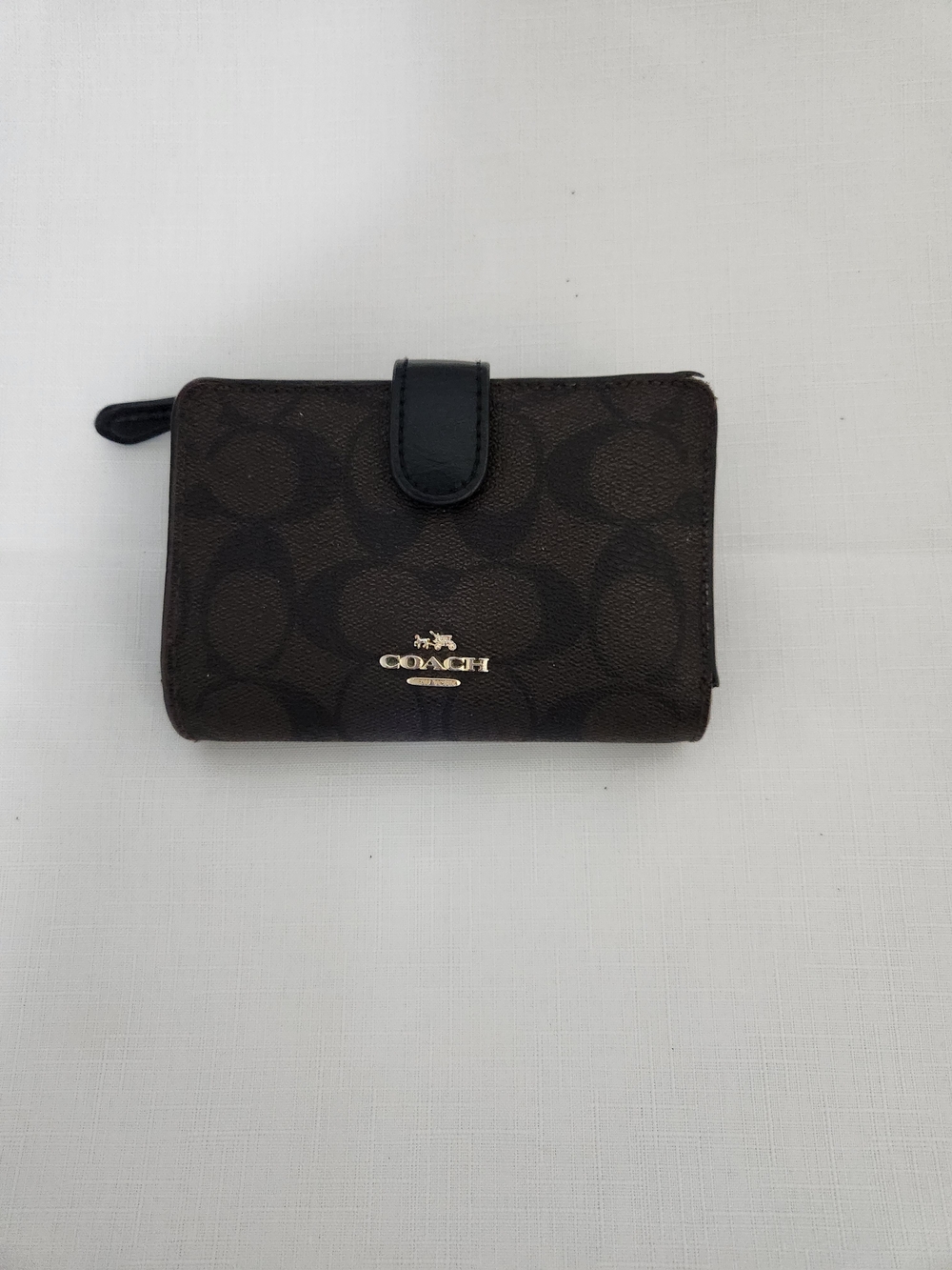 Coach Womens Medium Corner Zip Wallet In Signature Canvas-Dark Brown/Black Trim